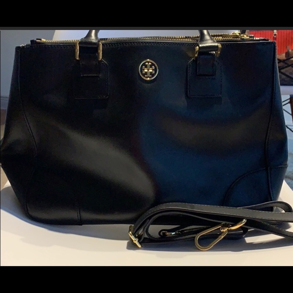 Authentic Tory Burch with dustbag.